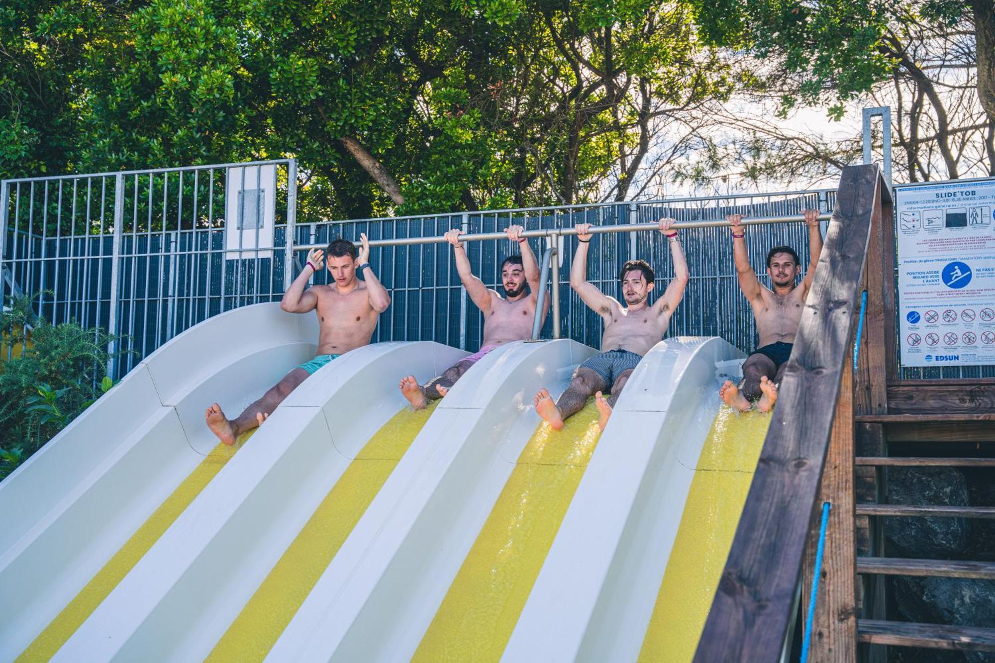 Camping Officiel Siblu La Plage มีมีซ็อง ภายนอก รูปภาพ